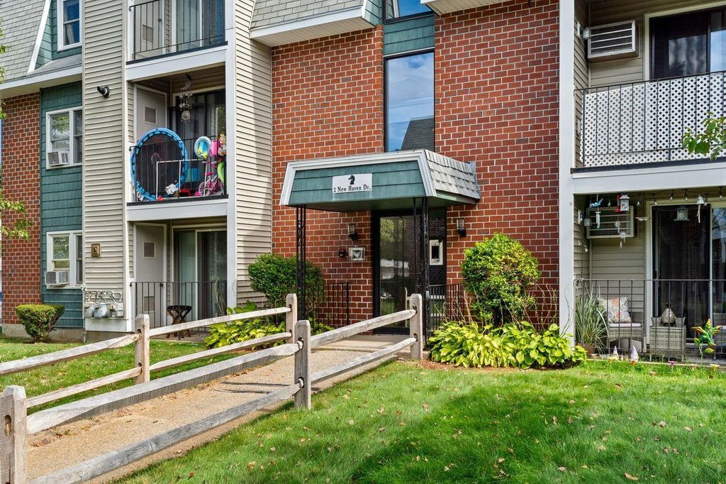 2 New Haven Dr Apt E303, Nashua, NH 03063