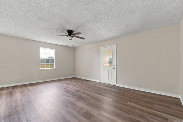 110 W Alabama Street, Beebe, AR 72012