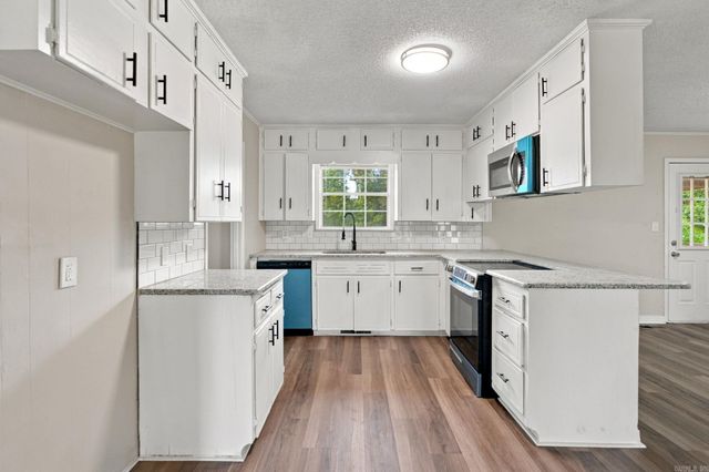 110 W Alabama Street, Beebe, AR 72012