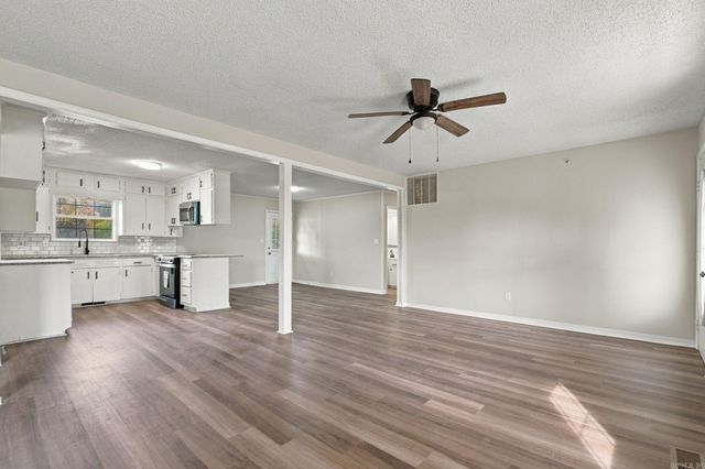 110 W Alabama Street, Beebe, AR 72012