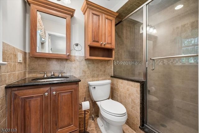 335 Drakestown Rd, Washington Twp., NJ 07853