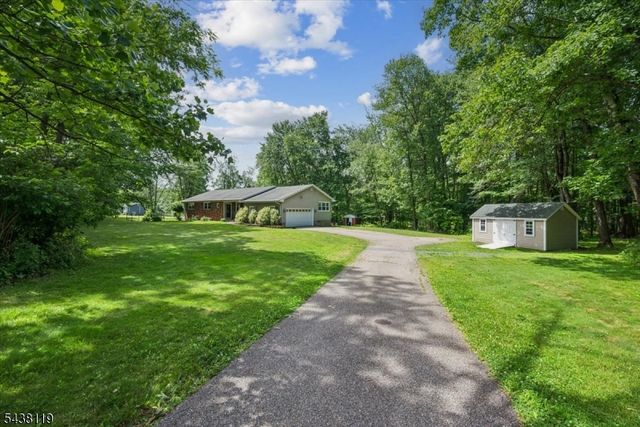 335 Drakestown Rd, Washington Twp., NJ 07853