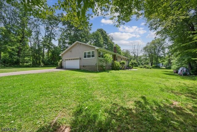 335 Drakestown Rd, Washington Twp., NJ 07853