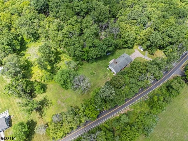 335 Drakestown Rd, Washington Twp., NJ 07853