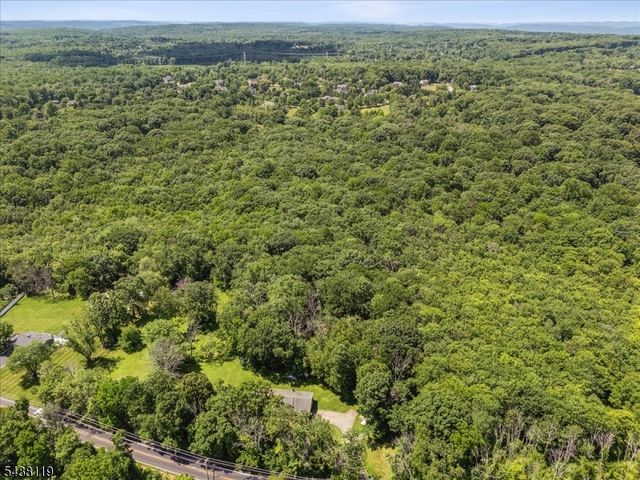 335 Drakestown Rd, Washington Twp., NJ 07853