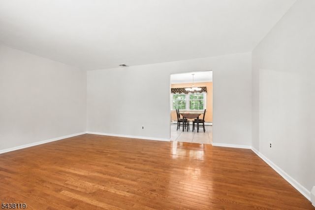 335 Drakestown Rd, Washington Twp., NJ 07853