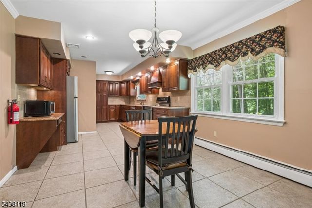 335 Drakestown Rd, Washington Twp., NJ 07853
