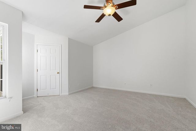 7053 SAUVAGE LN, Gainesville, VA 20155