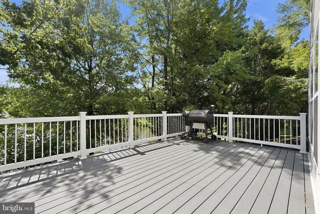 7053 SAUVAGE LN, Gainesville, VA 20155