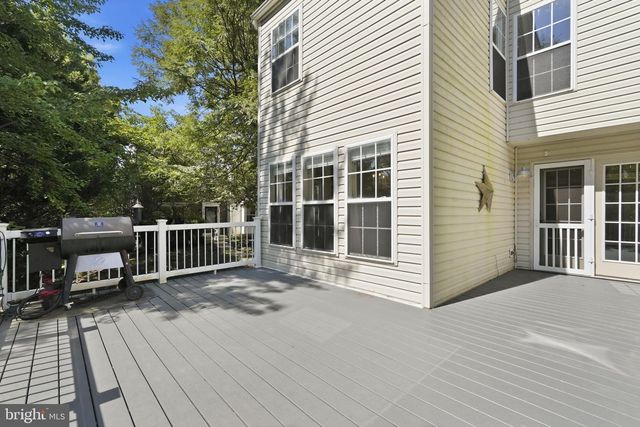 7053 SAUVAGE LN, Gainesville, VA 20155