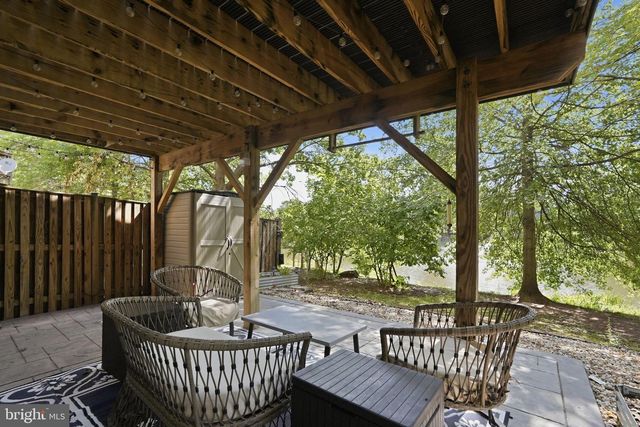 7053 SAUVAGE LN, Gainesville, VA 20155