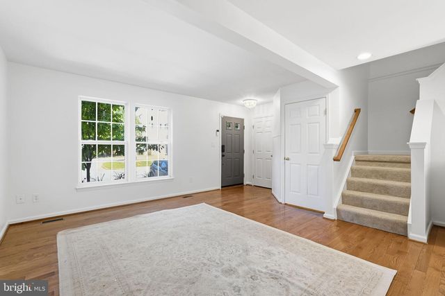 7053 SAUVAGE LN, Gainesville, VA 20155