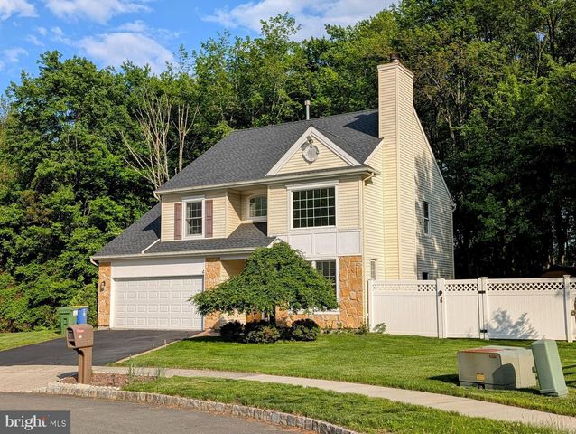 26 RIDER TER, Princeton, NJ 08540