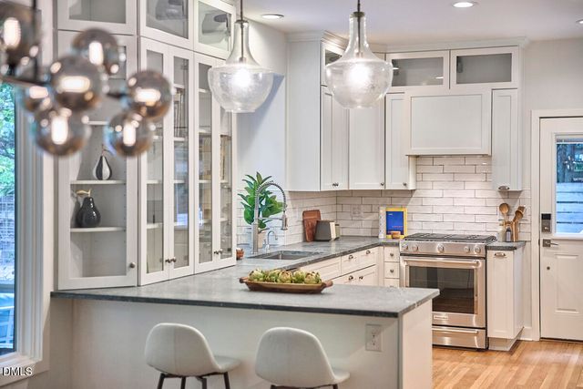 316 Old Forest Creek Drive, Chapel Hill, NC 27514