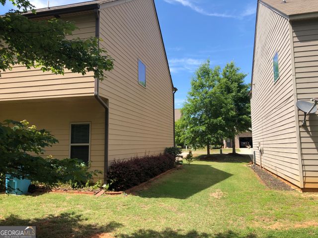 375 Bandelier Circle, Hampton, GA 30228