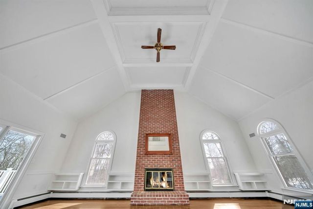 853 Shadow Ridge Road, Franklin Lakes, NJ 07417