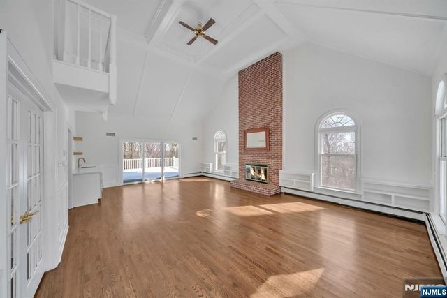 853 Shadow Ridge Road, Franklin Lakes, NJ 07417