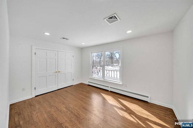 853 Shadow Ridge Road, Franklin Lakes, NJ 07417