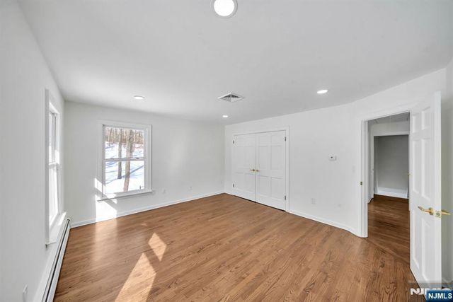 853 Shadow Ridge Road, Franklin Lakes, NJ 07417