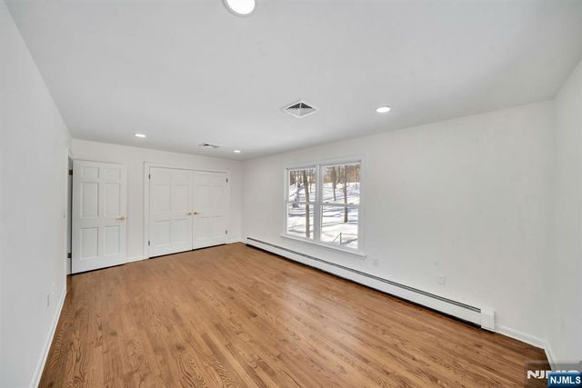 853 Shadow Ridge Road, Franklin Lakes, NJ 07417