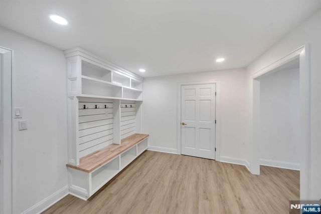 853 Shadow Ridge Road, Franklin Lakes, NJ 07417