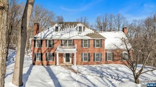 853 Shadow Ridge Road, Franklin Lakes, NJ 07417