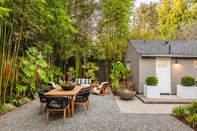 863 Melville Avenue, Palo Alto, CA 94301