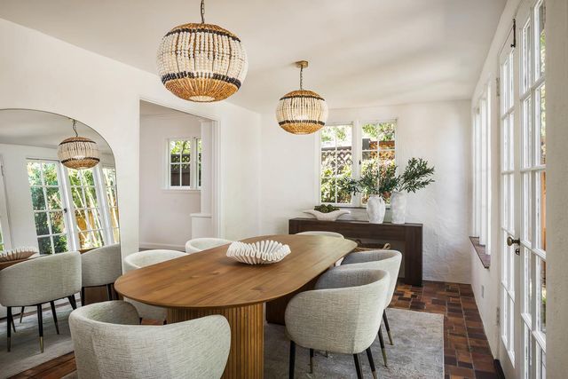 863 Melville Avenue, Palo Alto, CA 94301