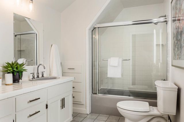 863 Melville Avenue, Palo Alto, CA 94301