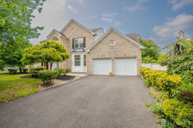 15 Inverness Lane, East Windsor, NJ 08520