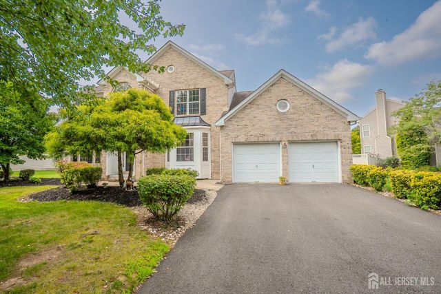 15 Inverness Lane, East Windsor, NJ 08520