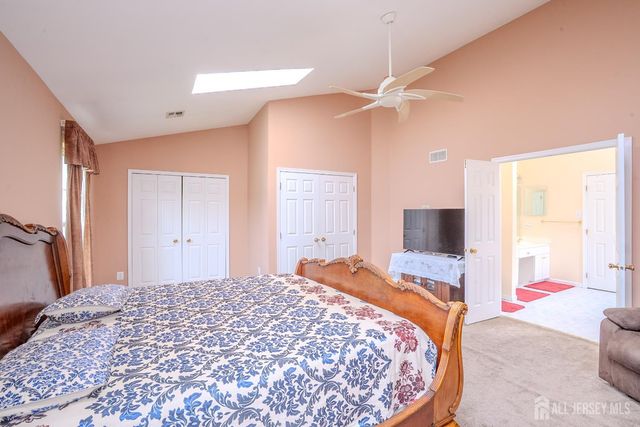 15 Inverness Lane, East Windsor, NJ 08520
