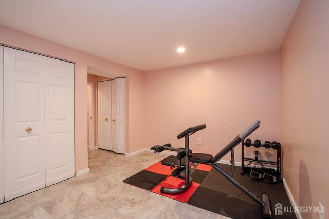 15 Inverness Lane, East Windsor, NJ 08520