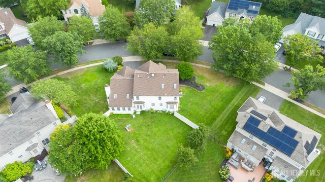 15 Inverness Lane, East Windsor, NJ 08520