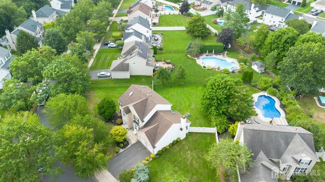 15 Inverness Lane, East Windsor, NJ 08520