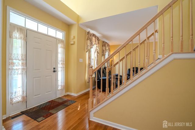 15 Inverness Lane, East Windsor, NJ 08520
