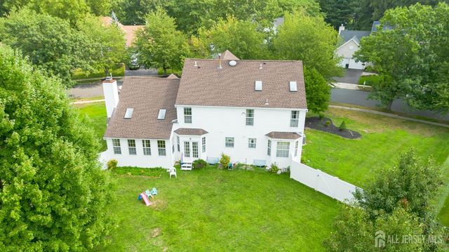 15 Inverness Lane, East Windsor, NJ 08520