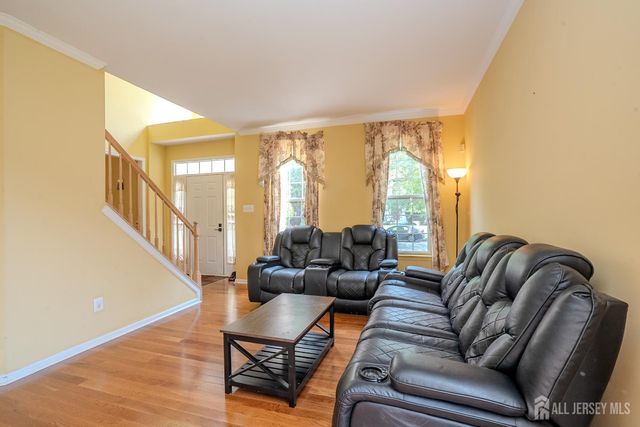 15 Inverness Lane, East Windsor, NJ 08520