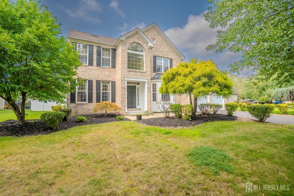 15 Inverness Lane, East Windsor, NJ 08520