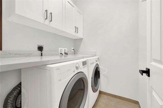 5880 NW 104th Path 0, Doral, FL 33178