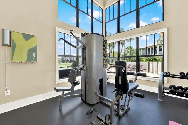 5880 NW 104th Path 0, Doral, FL 33178