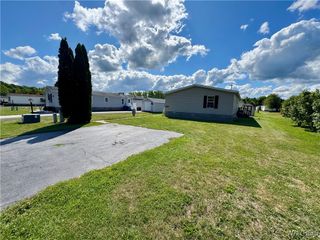 6276 Autumnview Station, Newfane, NY 14108