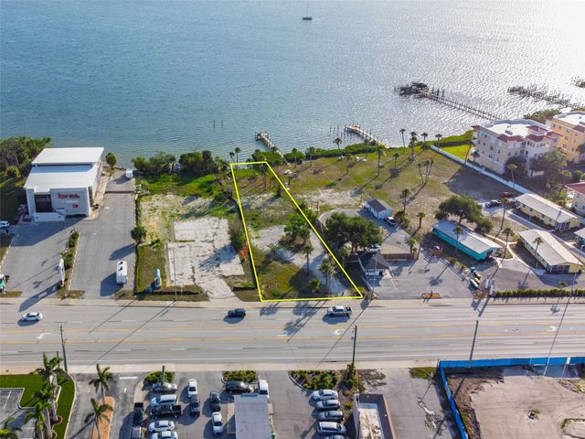 1144 S MCCALL ROAD, Englewood, FL 34223