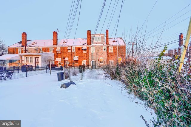 402 CHESTNUT CT, Dundalk, MD 21222