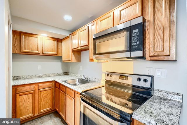 402 CHESTNUT CT, Dundalk, MD 21222