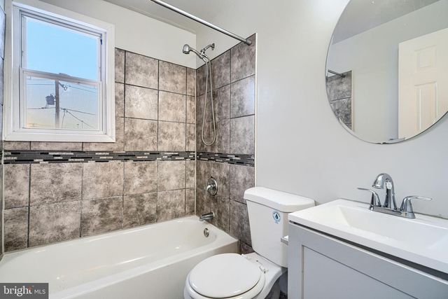 402 CHESTNUT CT, Dundalk, MD 21222