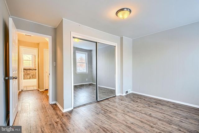 402 CHESTNUT CT, Dundalk, MD 21222