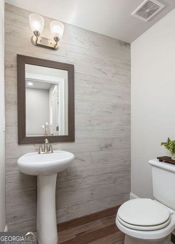 4751 Roswell Road, Atlanta, GA 30342