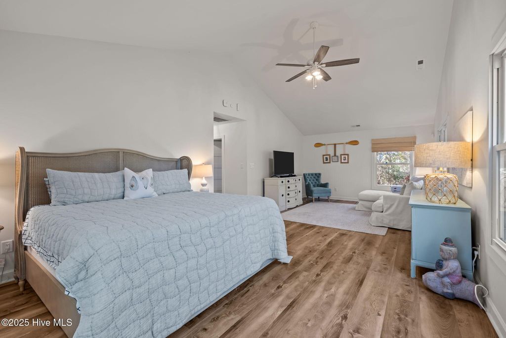 Image 32 of property listing at 7122 Ocean Drive, Emerald Isle, NC 28594