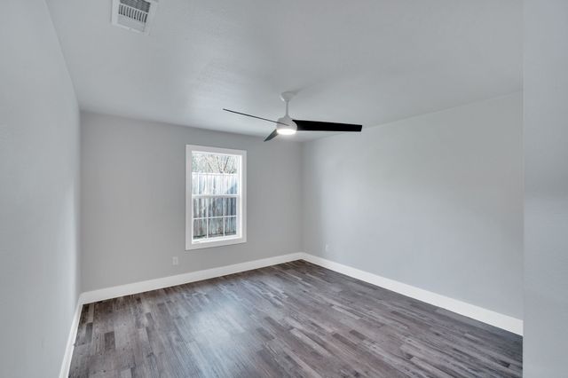 113 Frierson Street, Waxahachie, TX 75165